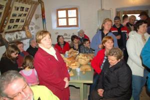 phoca_thumb_l_109 06.02 2011 urh- podolnica ocenjevanje suhih klobas 001 29